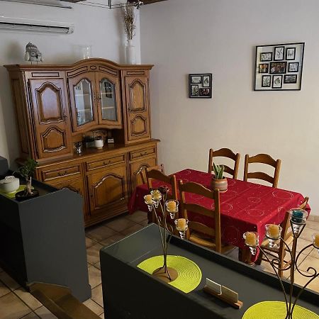 エスタン Chez Tifille Bed & Breakfast エクステリア 写真